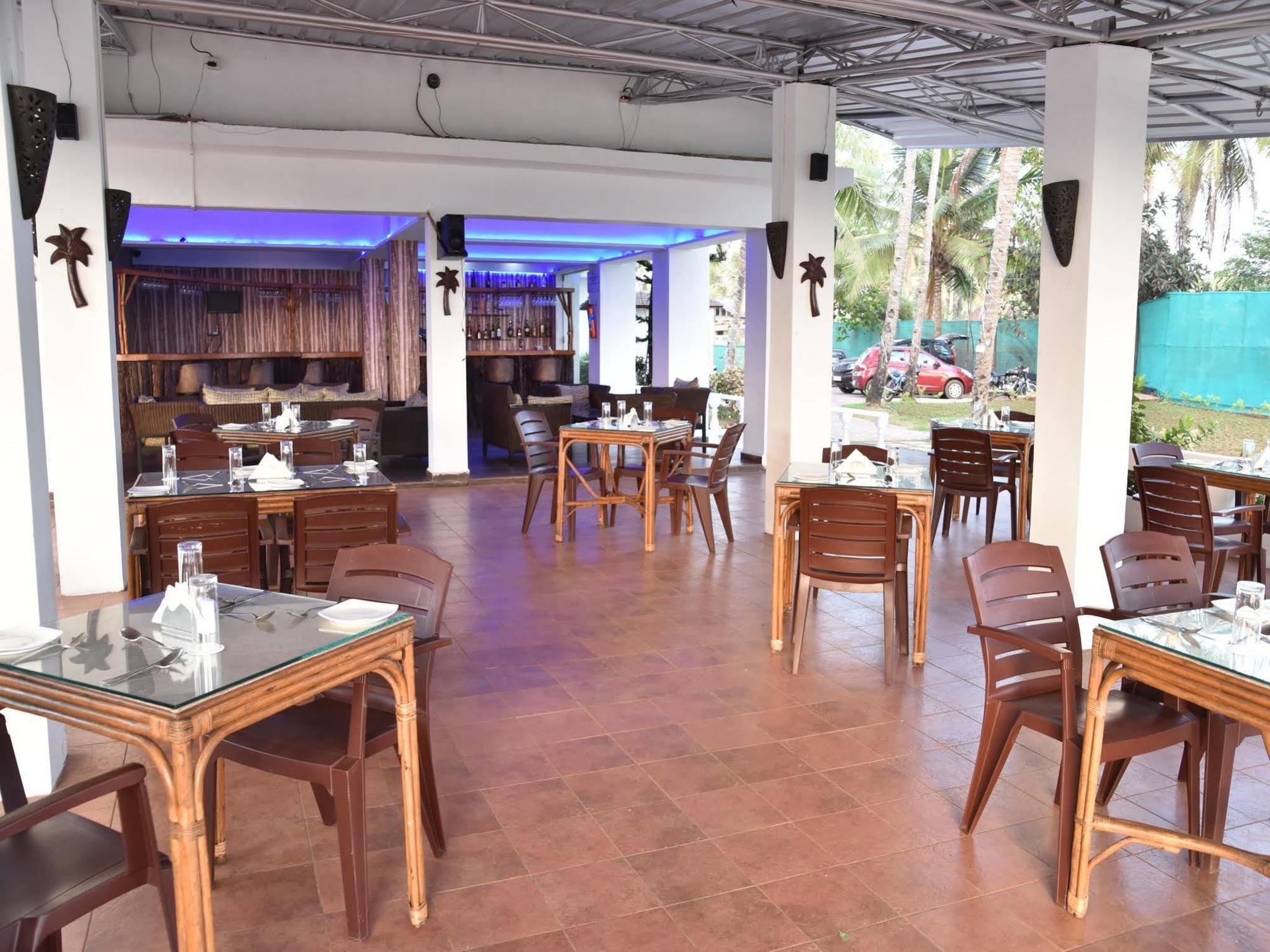 Hotel Lucky Star Colva Exterior photo