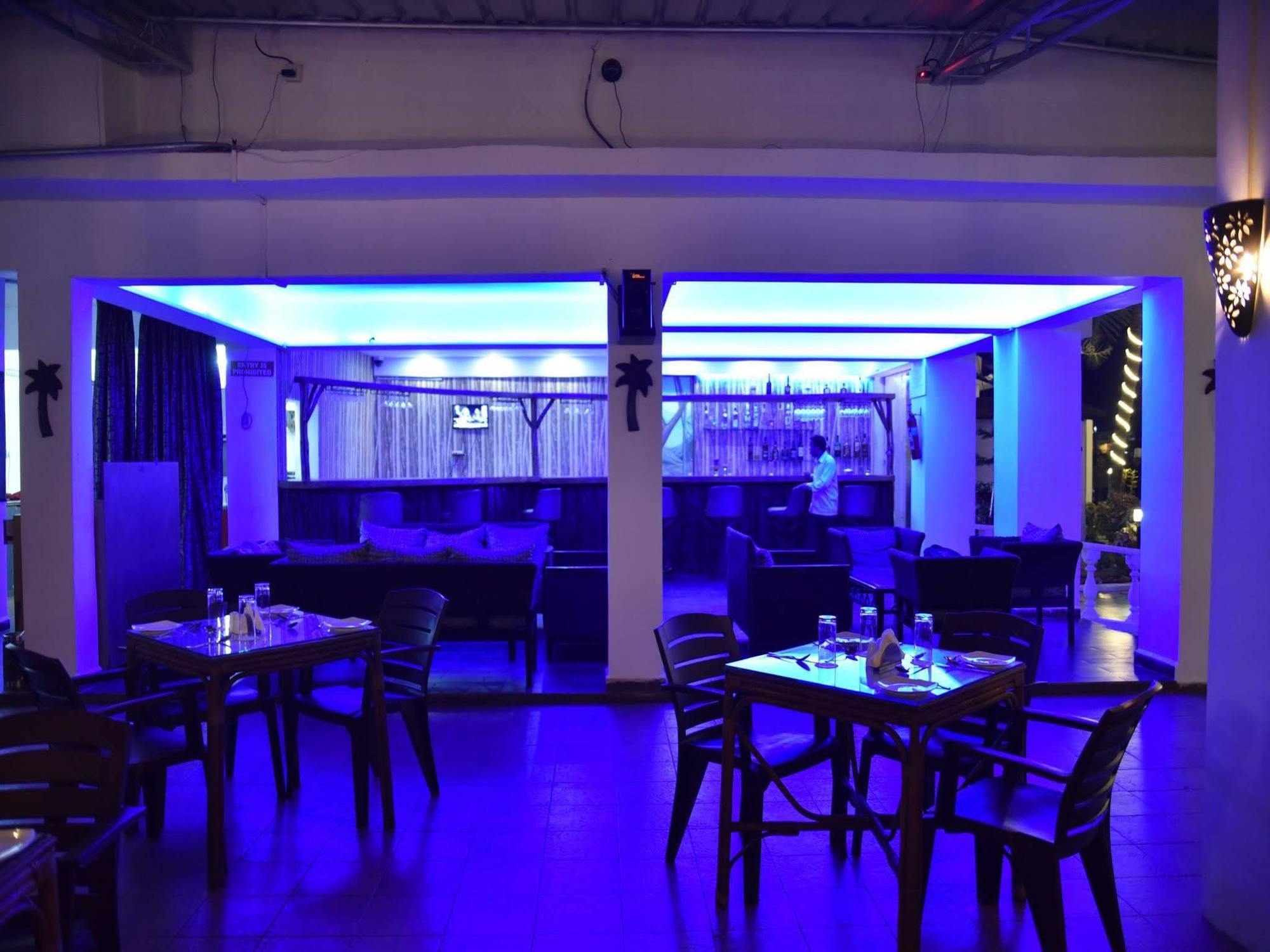 Hotel Lucky Star Colva Exterior photo