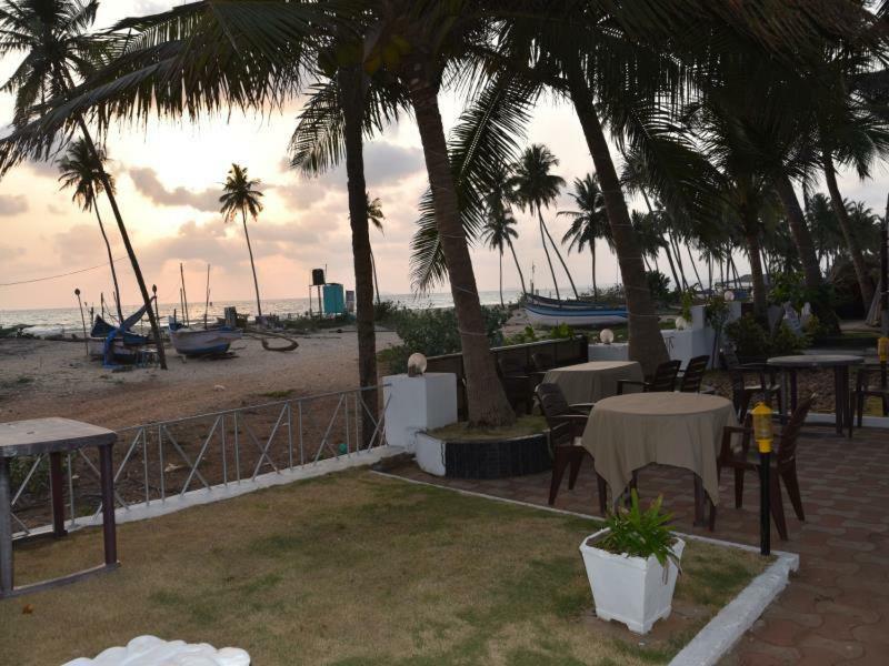 Hotel Lucky Star Colva Exterior photo
