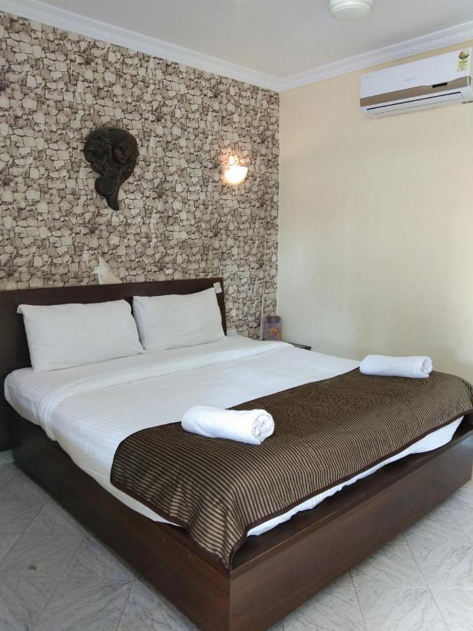 Hotel Lucky Star Colva Exterior photo