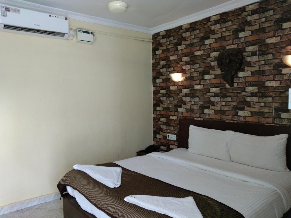Hotel Lucky Star Colva Exterior photo